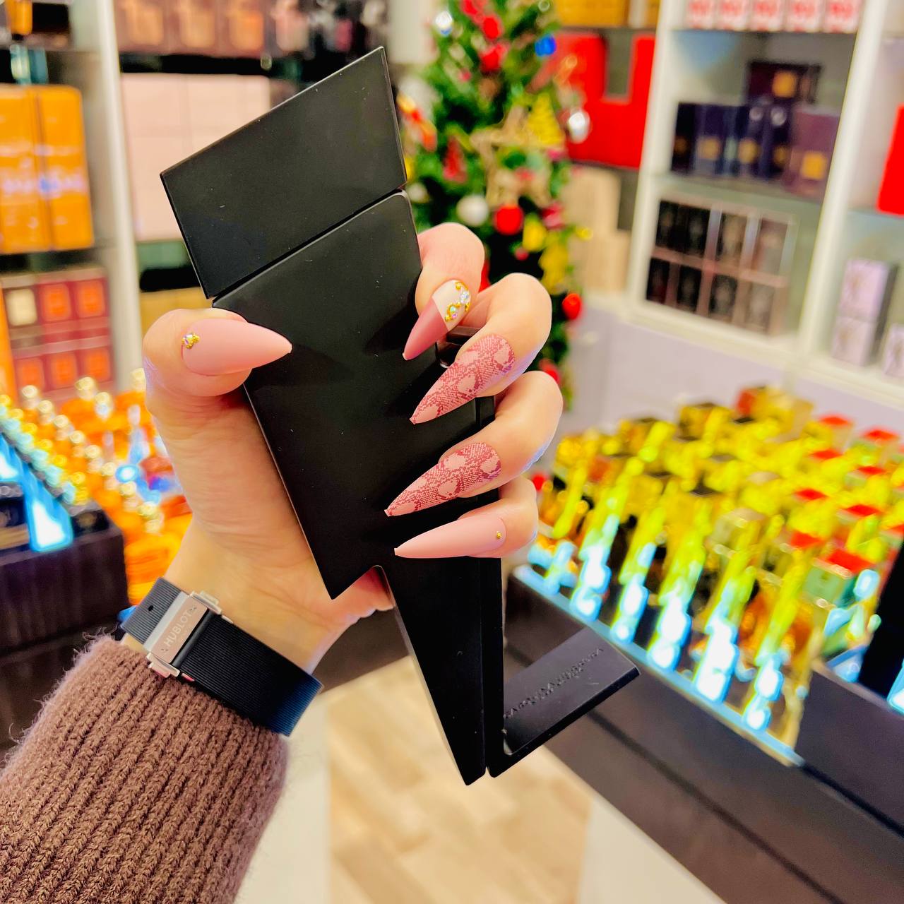 Bad Boy Le Parfum - Image 3