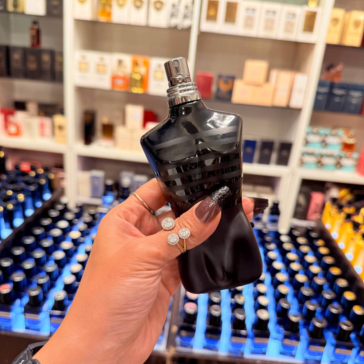 Le Male Le Parfum - Image 2